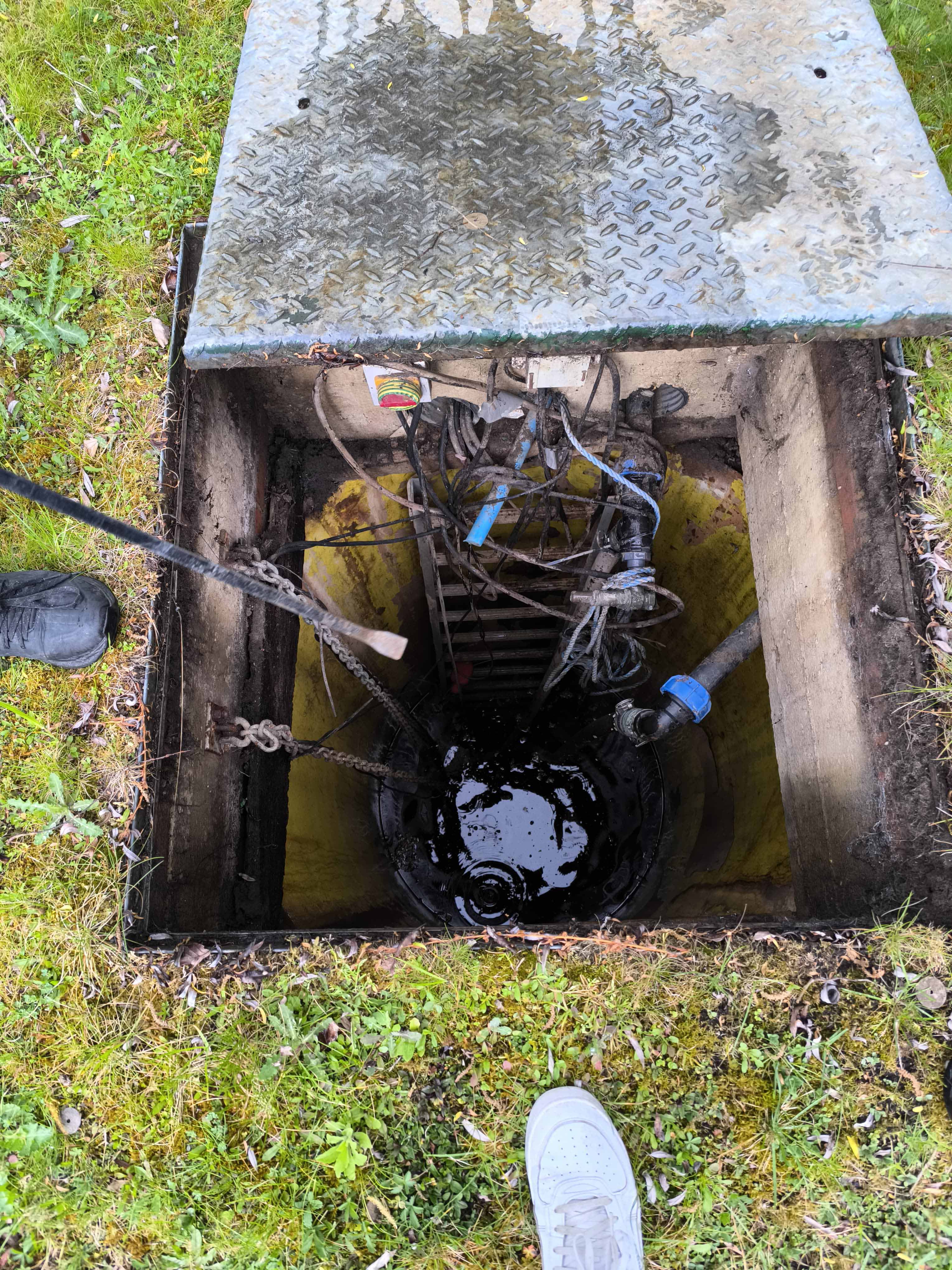 Water Tank Housing Construction & Utility Enclosures