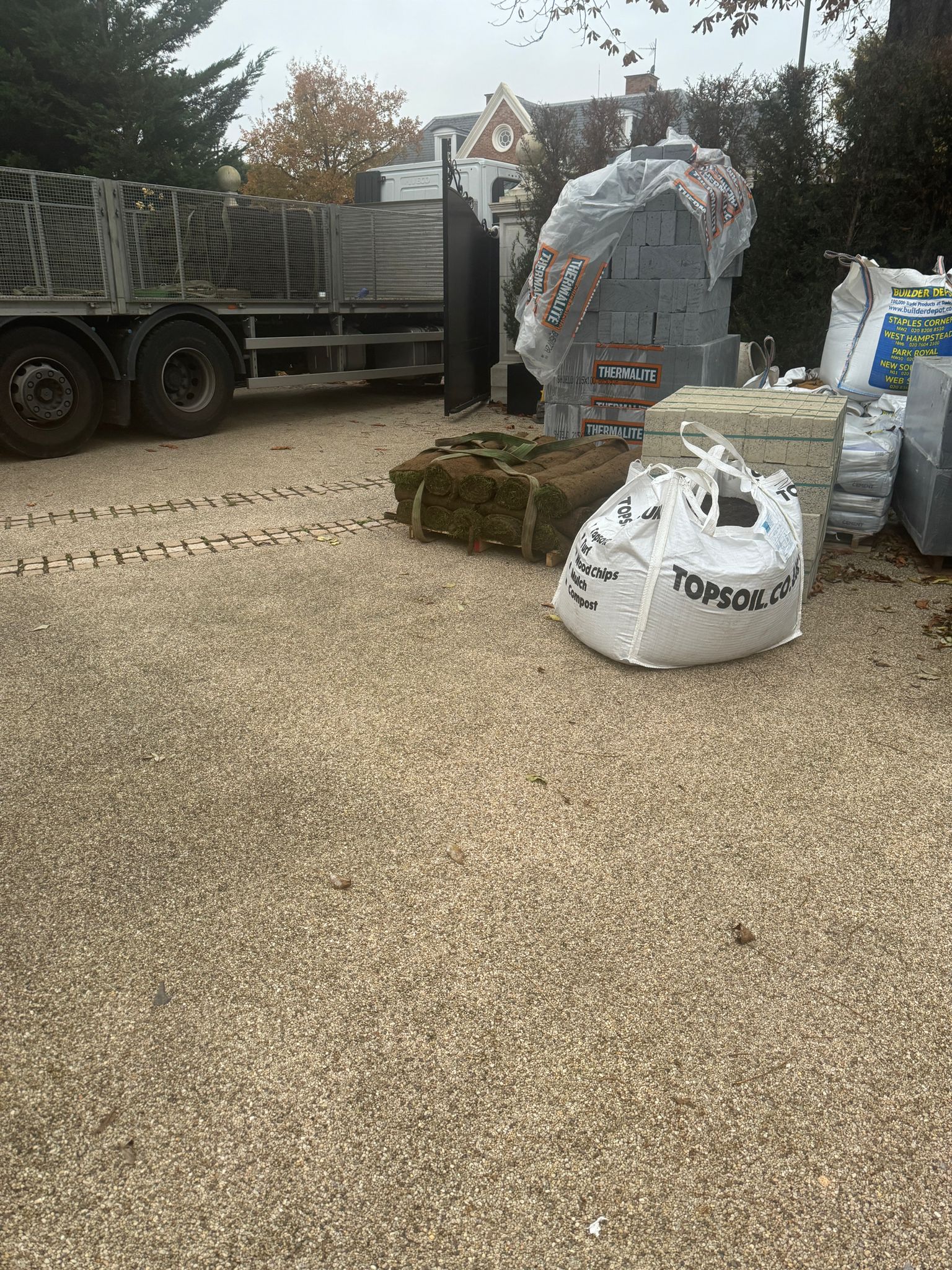 Water Tank Housing Construction & Utility Enclosures